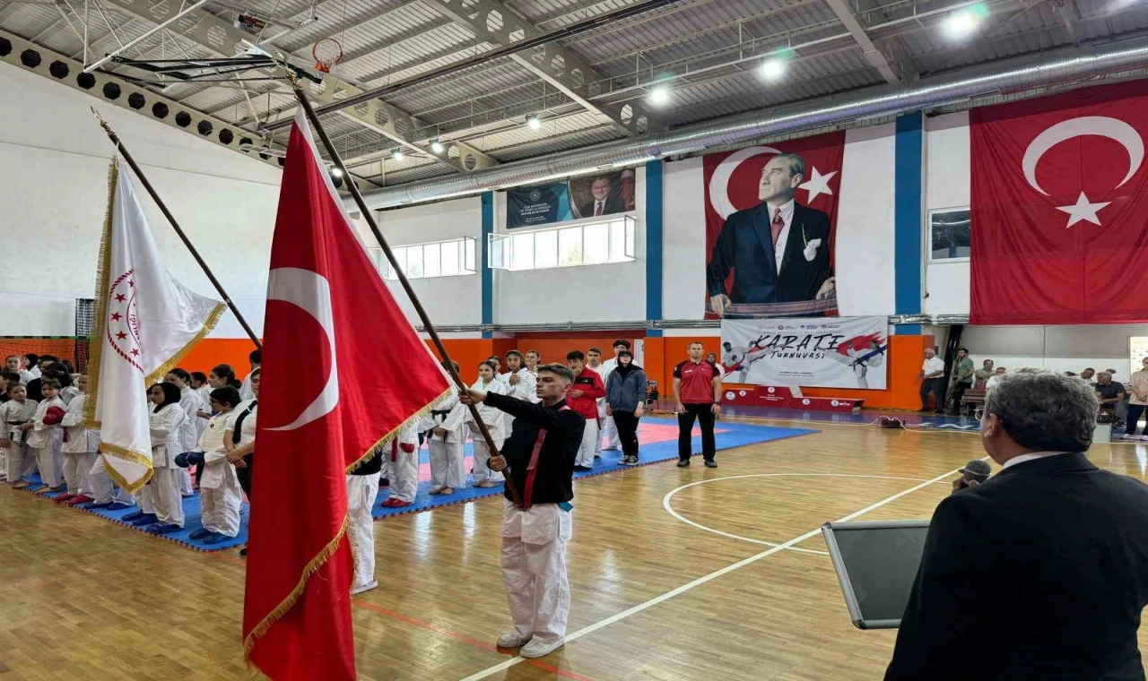 Sakarya Büyükşehir’den 15 Temmuz’a özel karate turnuvası | Karapınar MEDYA-Karapınar HABER