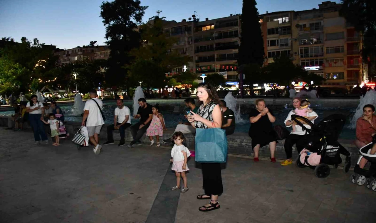 Manisa’da ‘Akustik Yaz Akşamları’ başladı | Karapınar MEDYA-Karapınar HABER