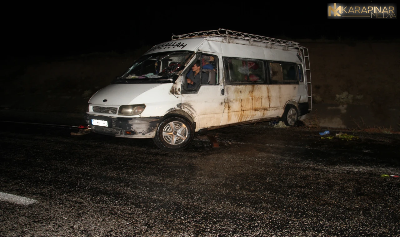 Konya’da tarım işçilerini taşıyan minibüs devrildi: 12 yaralı