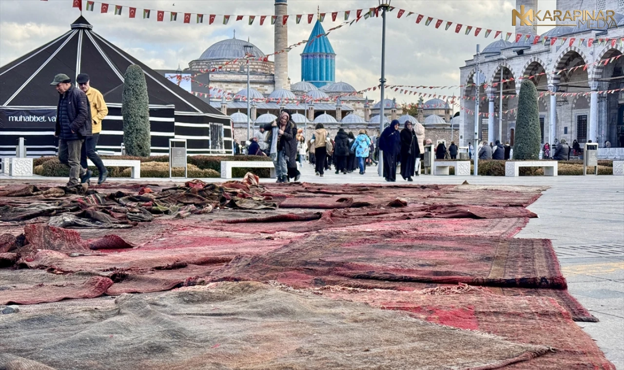 Mevlana meydan'ında gazze için etkinlik