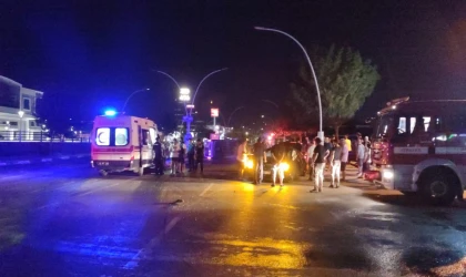 Ayvalık’ta iki araç çarpıştı: 2 yaralı