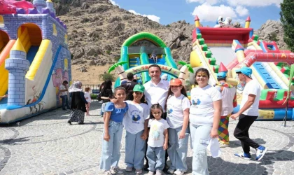 Sivrihisar’da çocuklar doyasıya eğleniyor