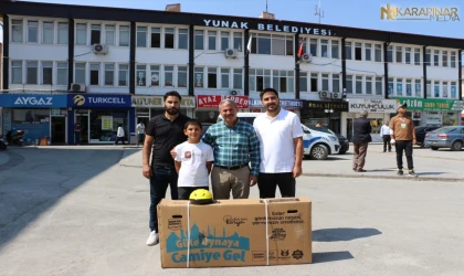 Konya'da "Güle Oynaya Camiye Gel Projesi" kapsamında bisiklet dağıtımı başladı
