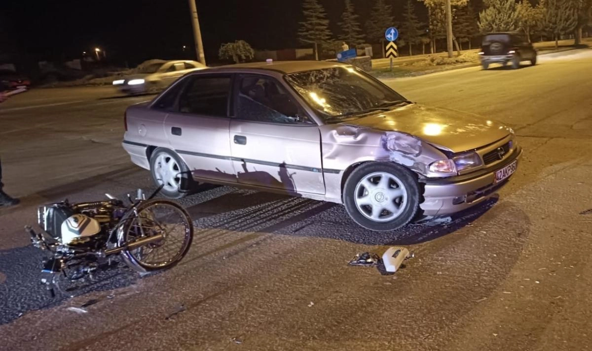 Ereğli'de otomobil ile motosiklet çarpıştı: 2 yaralı