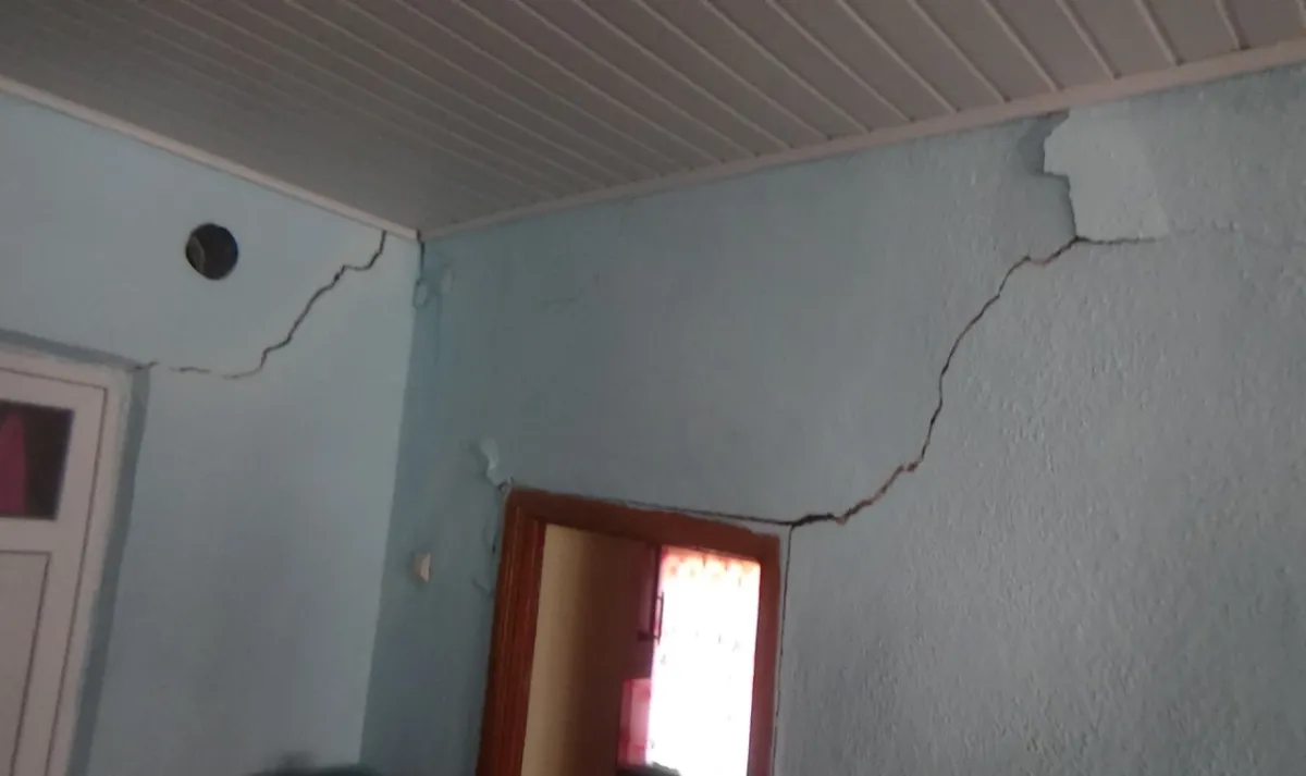 Karapınar'da obruk riskine karşı ev boşaltıldı