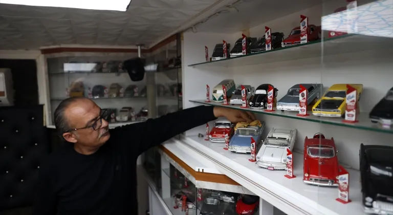 Konyalı Koleksiyoner 25 Yılda Topladığı 259 Model Otomobili Özenle Saklıyor